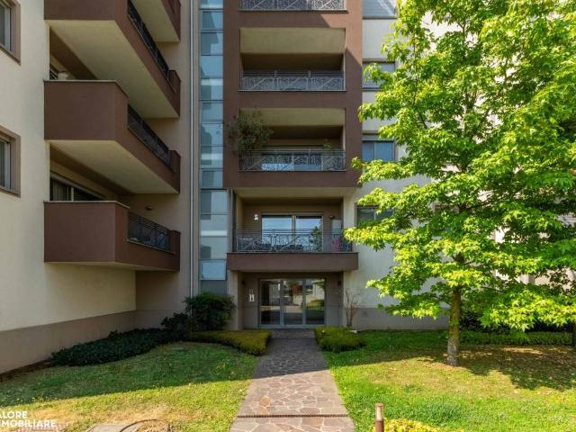 Appartamento in vendita a Mediglia, Lombardia