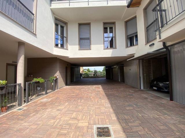 Appartamento in vendita a Medolago, Lombardia