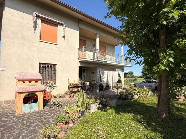 Appartamento in vendita a Unione Comuni Modenesi Area Nord, Medolla