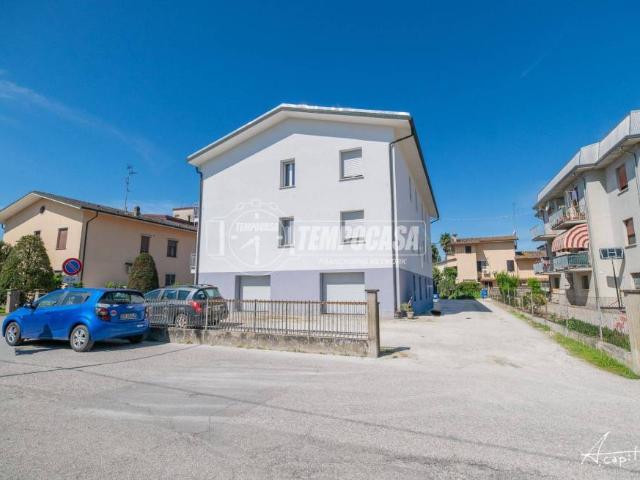 Appartamento in vendita a Unione Comuni Modenesi Area Nord, Medolla