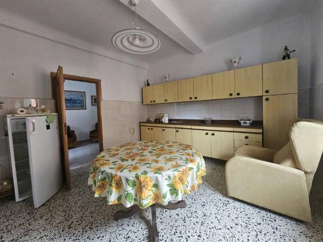 Appartamento in vendita a Acquasanta, Mele