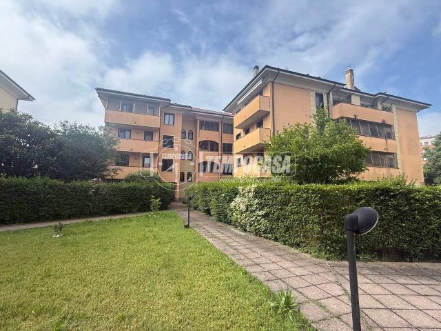 Appartamento in vendita a Melegnano, Lombardia