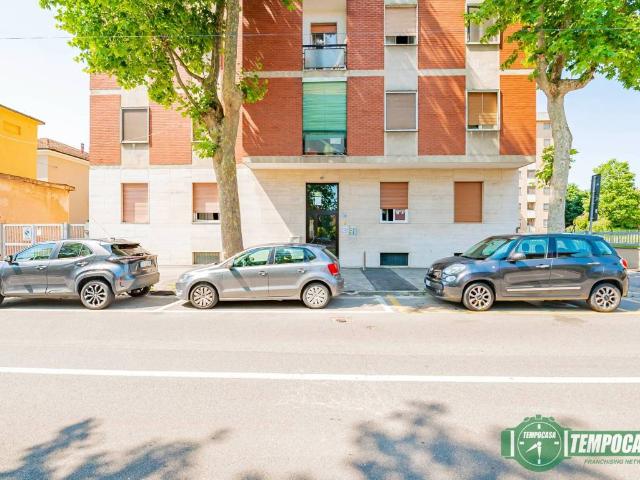 Appartamento in vendita a Melegnano, Lombardia