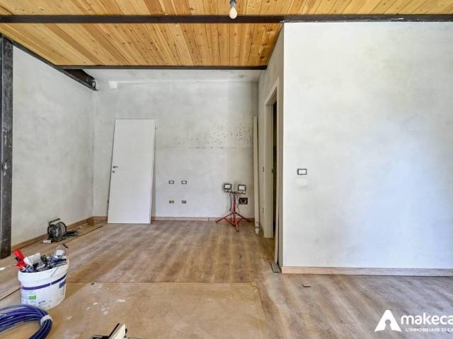 Appartamento in vendita a Melegnano, Lombardia