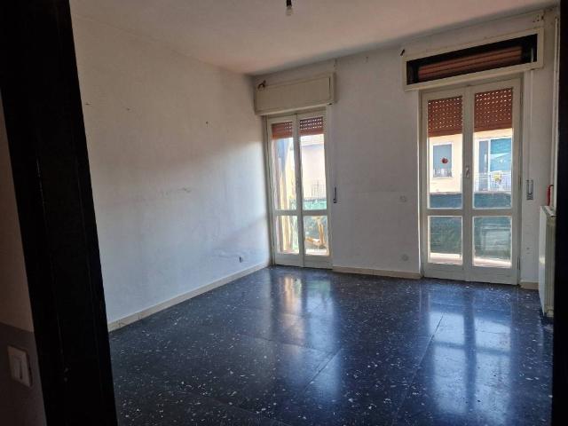 Appartamento in vendita a Melegnano, Lombardia