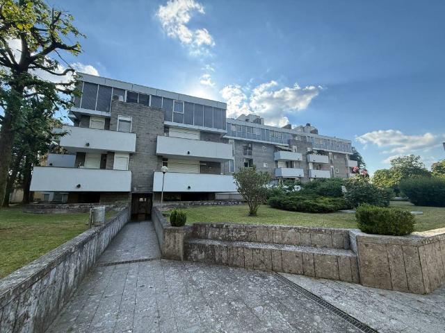 Appartamento in vendita a Melegnano, Lombardia