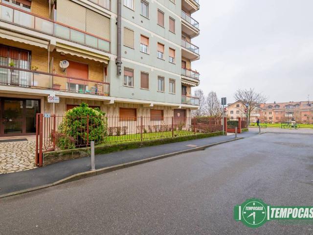 Appartamento in vendita a Melegnano, Lombardia