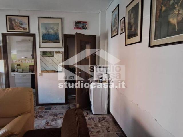 Appartamento in vendita a Melegnano, Lombardia