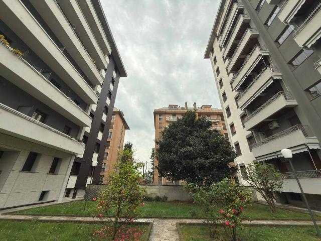 Appartamento in vendita a Melegnano, Lombardia