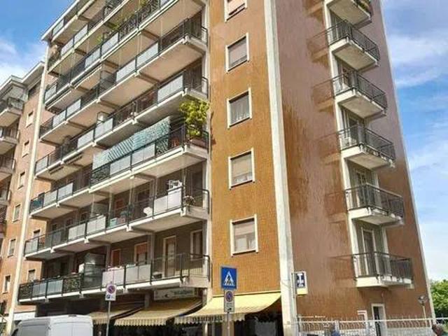Appartamento in vendita a Melegnano, Milano