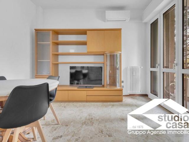 Appartamento in vendita a Melegnano, Lombardia
