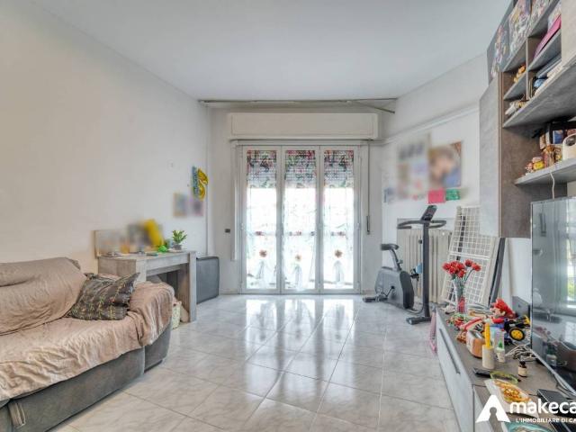 Appartamento in vendita a Melegnano, Lombardia