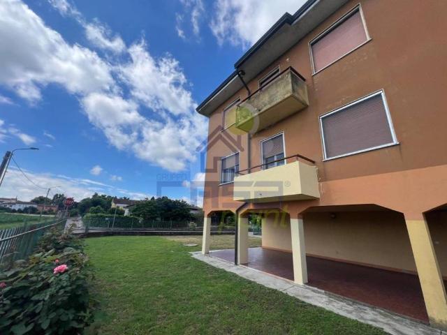 Appartamento in vendita a Meleti, Lombardia