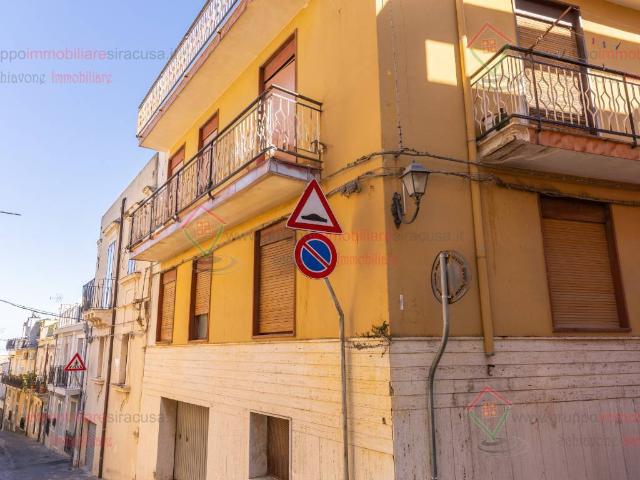 Appartamento in vendita a Melilli, Sicilia