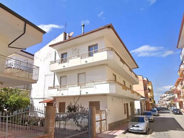 Appartamento in vendita a Calabria, Crotone
