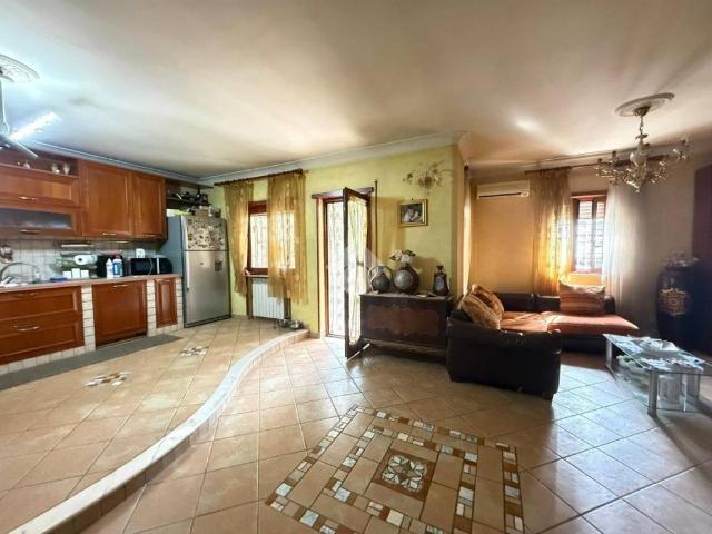Appartamento in vendita a Rione 219, Melito Di Napoli