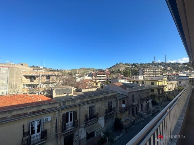 Appartamento in vendita a Calabria, Reggio Calabria