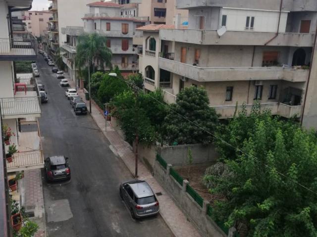 Appartamento in vendita a Calabria, Reggio Calabria