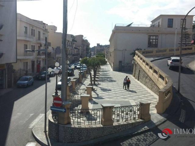 Appartamento in vendita a Calabria, Reggio Calabria