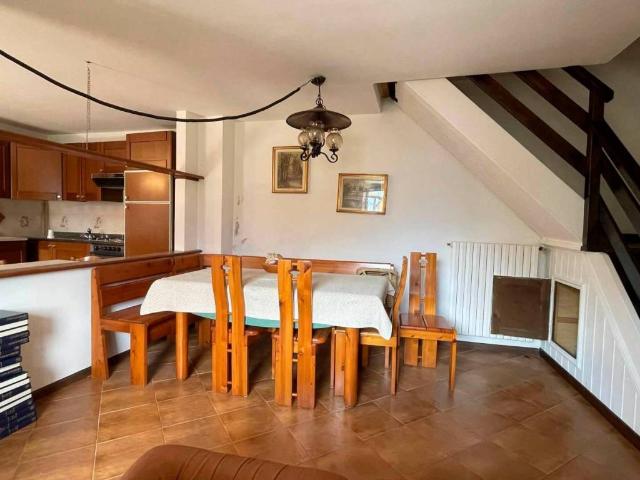 Appartamento in vendita a Mello, Lombardia
