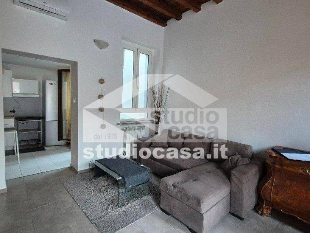 Appartamento in vendita a Melzo, Lombardia
