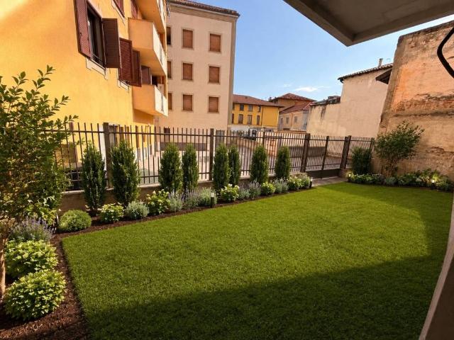 Appartamento in vendita a Melzo, Lombardia