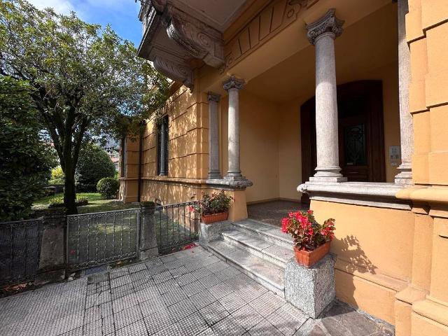 Appartamento in vendita a Loveno, Menaggio