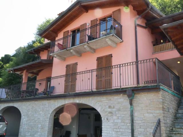 Appartamento in vendita a Menaggio, Lombardia
