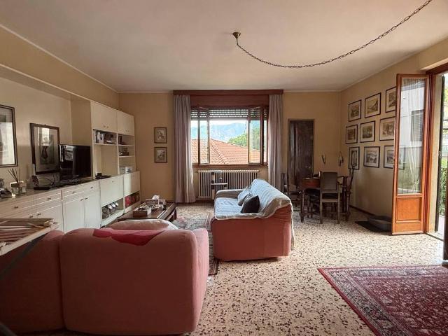 Appartamento in vendita a Loveno, Menaggio