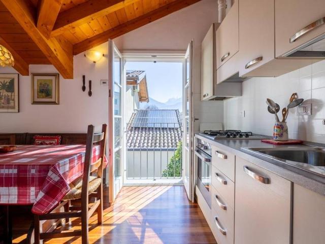 Appartamento in vendita a Loveno, Menaggio