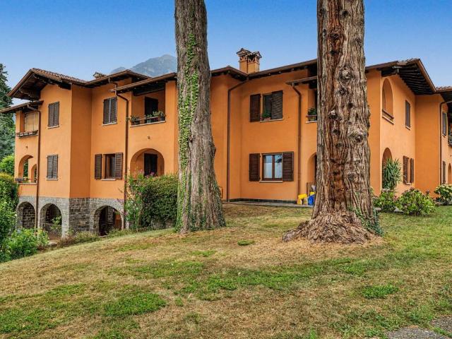 Appartamento in vendita a Loveno, Menaggio