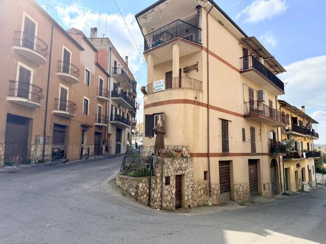 Appartamento in vendita a Roma Capitale, Lazio