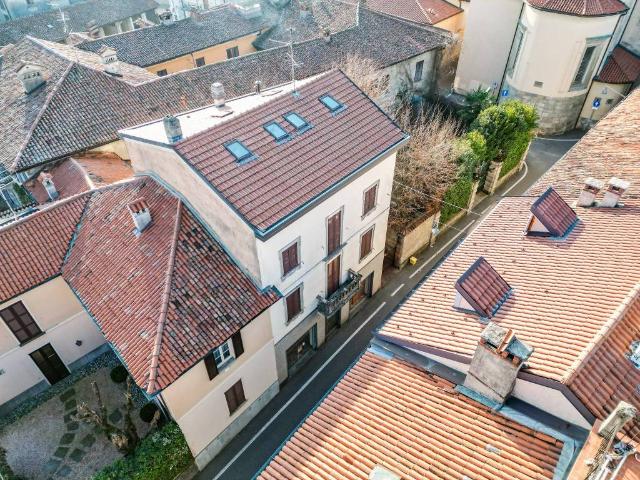 Appartamento in vendita a Novate Brianza, Merate