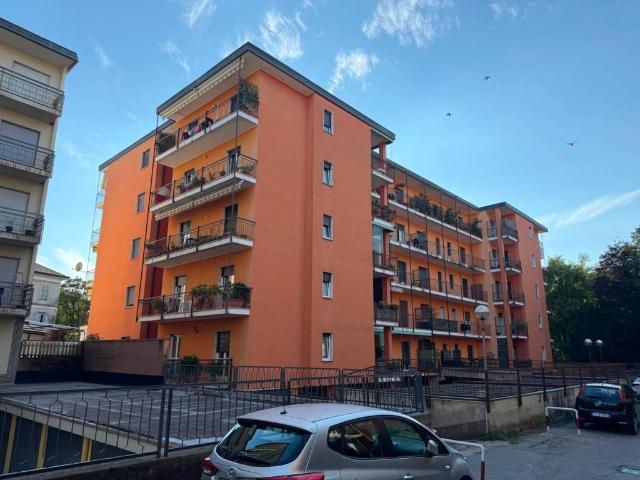 Appartamento in vendita a Sabbioncello, Merate