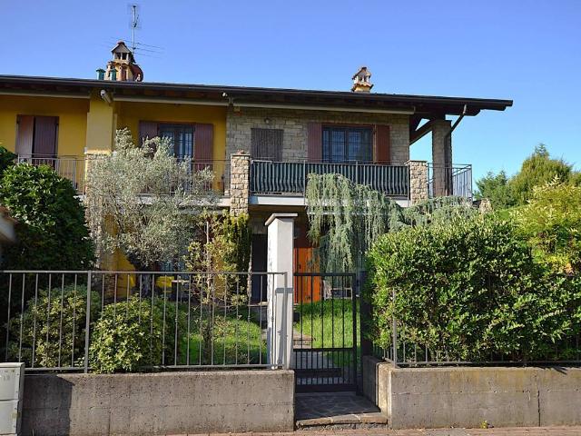 Appartamento in vendita a Brugarolo, Merate