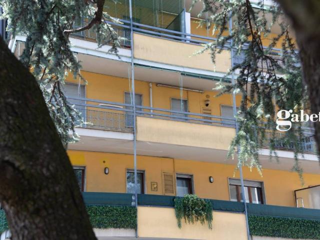 Appartamento in vendita a Novate Brianza, Merate