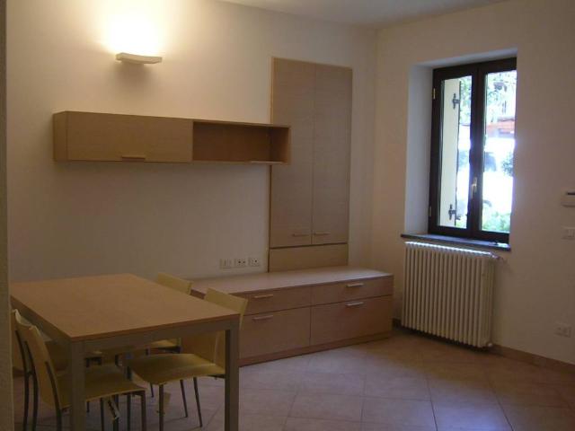 Appartamento in vendita a Novate Brianza, Merate