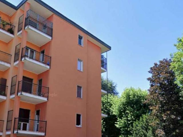 Appartamento in vendita a Sartirana, Merate
