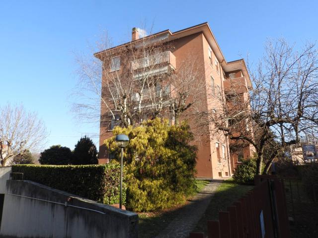 Appartamento in vendita a Novate Brianza, Merate