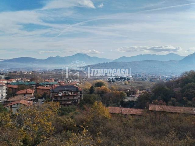 Appartamento in vendita a Capocastello, Mercogliano