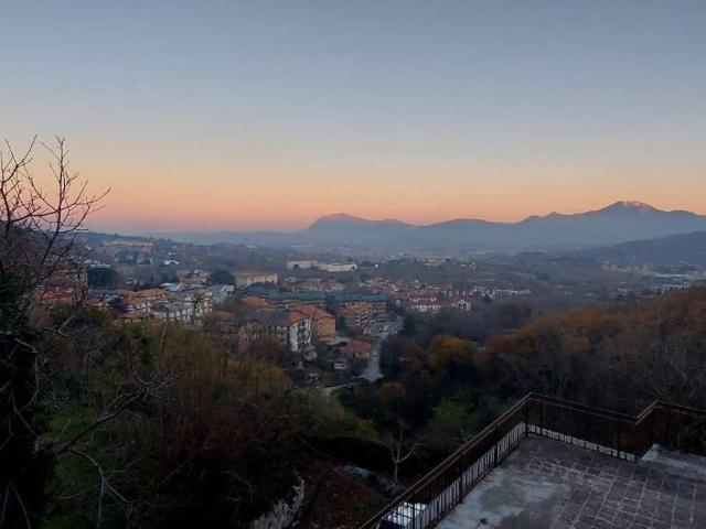 Appartamento in vendita a Capocastello, Mercogliano