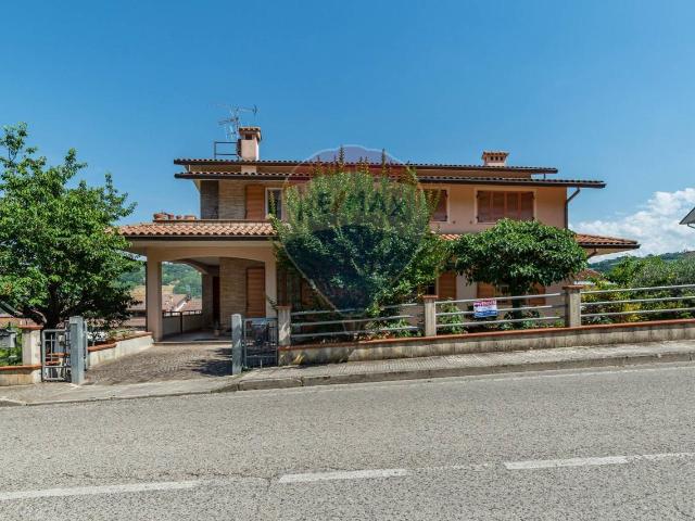 Appartamento in vendita a Marche, Ancona