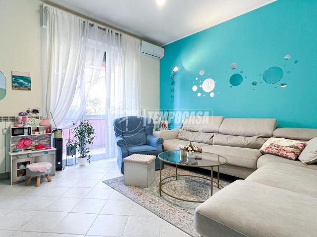 Appartamento in vendita a Merlino, Lombardia