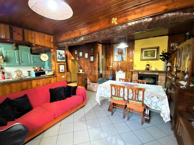 Appartamento in vendita a Merlino, Lombardia