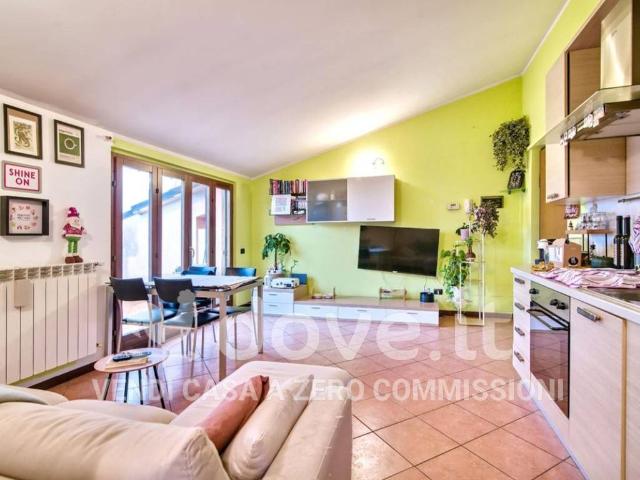 Appartamento in vendita a Merlino, Lombardia