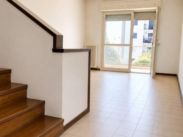 Appartamento in vendita a Mojana, Merone