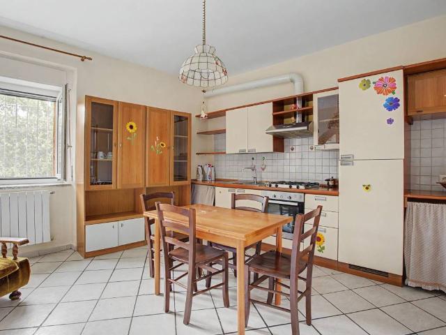 Appartamento in vendita a Mesenzana