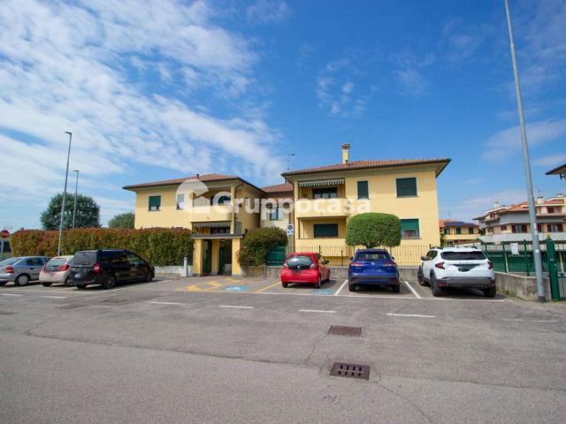 Appartamento in vendita a Mesero, Lombardia