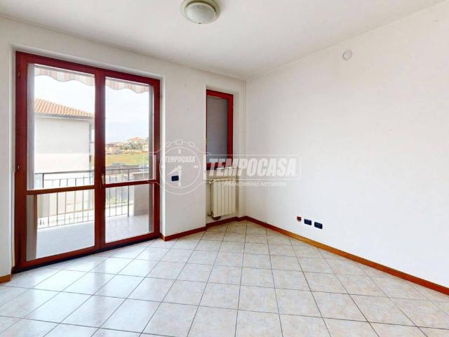 Appartamento in vendita a Mesero, Milano