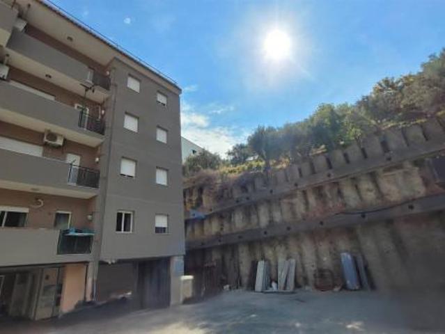 Appartamento in vendita a San Filippo Inferiore, Messina